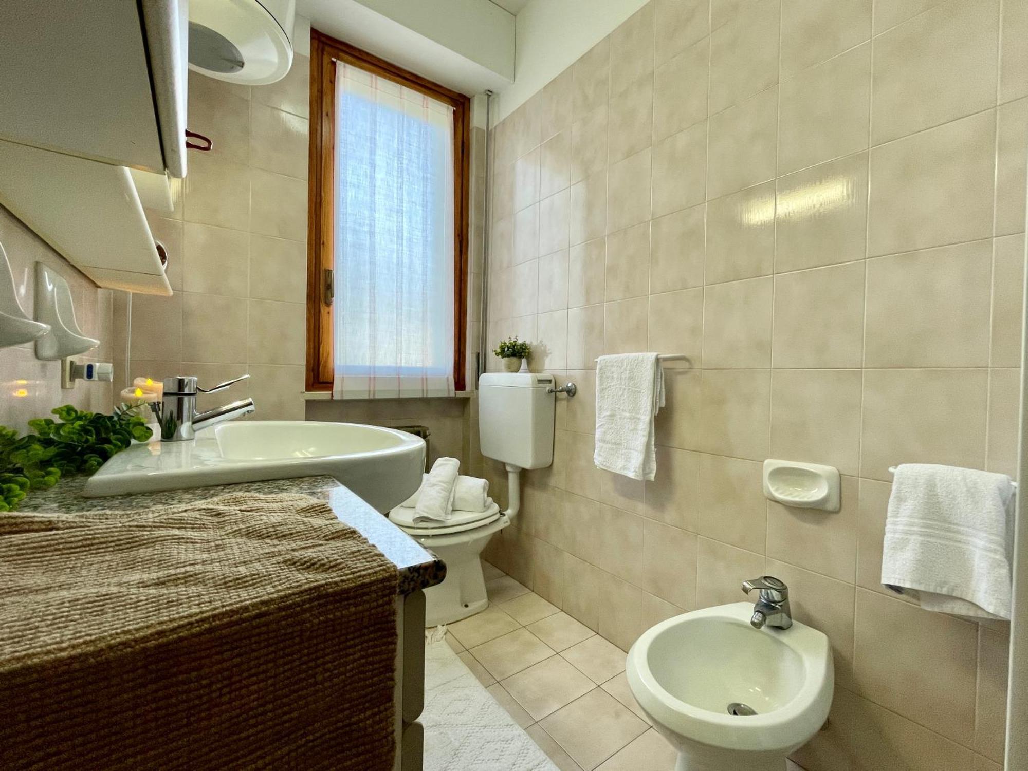 Apartmán 2 Locali A 600 Mt Dal Mare - Free Parking Ceriale Exteriér fotografie